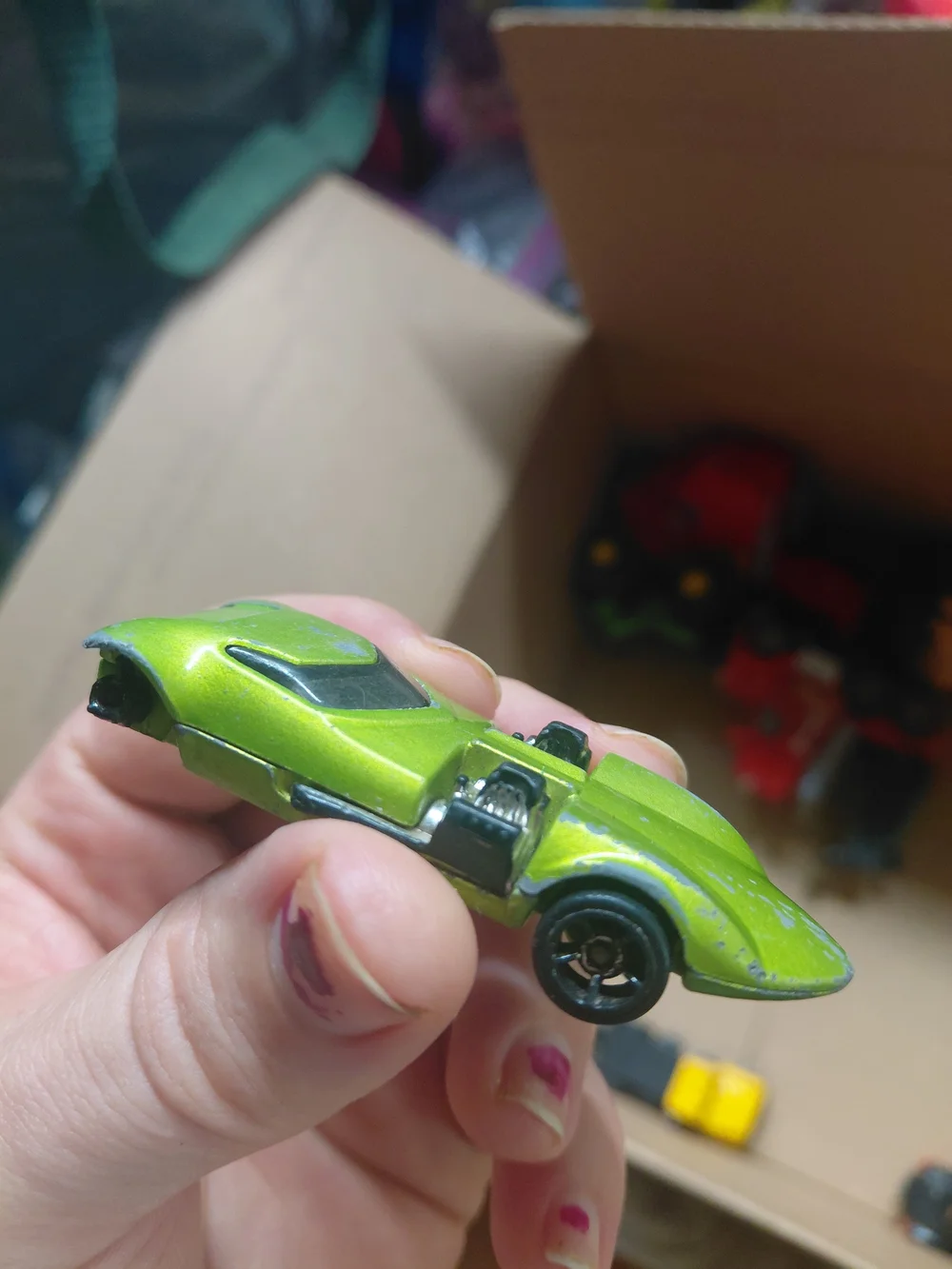 vintage Hot Wheels Twin Mill die-cast car from Mattel. 1969 missing right wheel